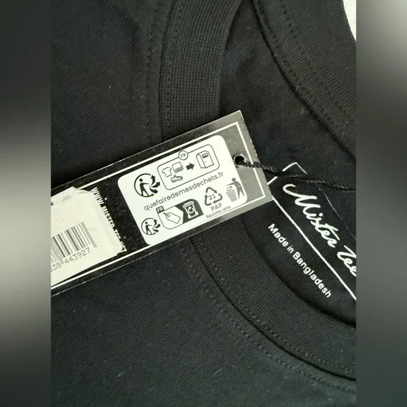 Mister Tee Graphic T-Shirt - Picture 6 of 7